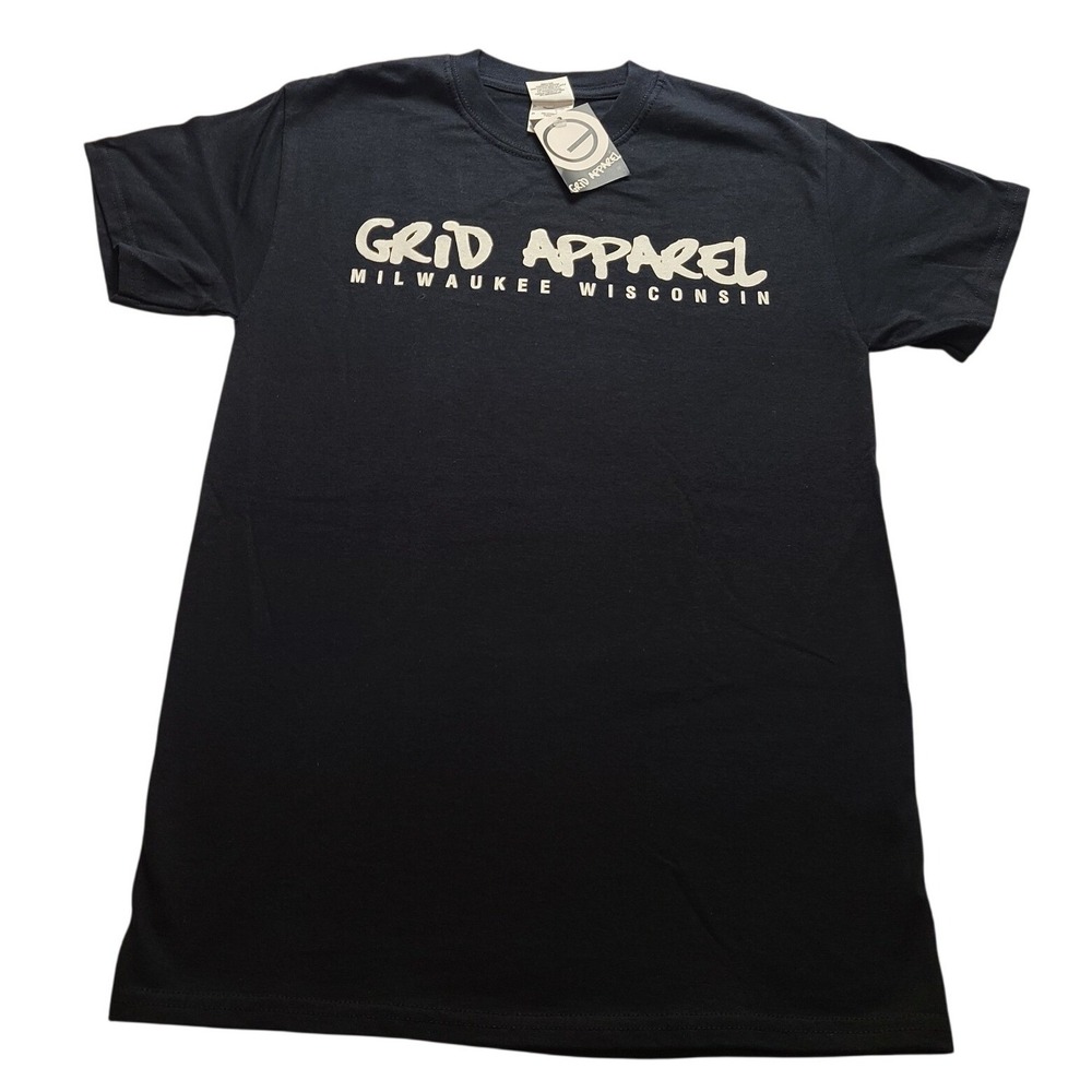 Grid‎ Apparel Milwaukee Wisconsin T-Shirt Men's Small Black Gildan Cotton NWT